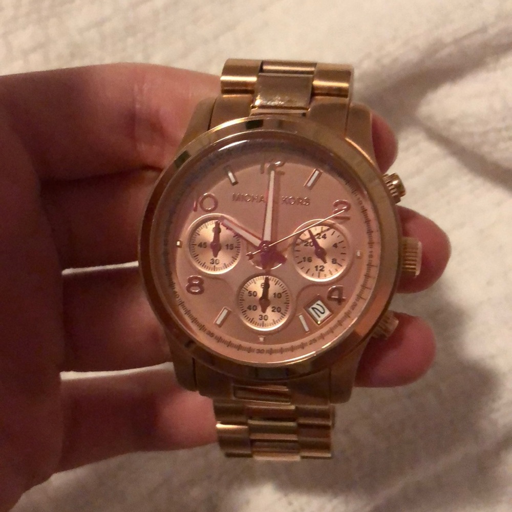 MICHAEL KORS WATCH